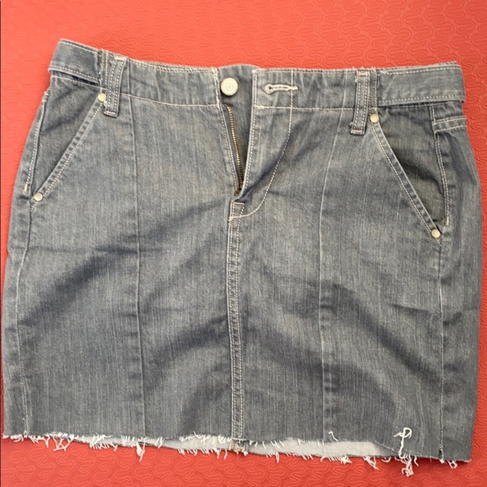 OLD NAVY SIZE 4 MINI skirt